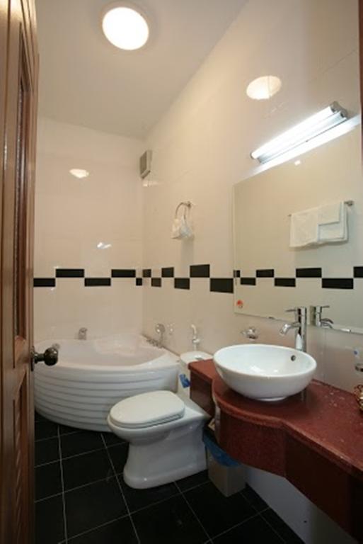 Nhat Hoang Albergue Ciudad Ho Chi Minh  Exterior foto